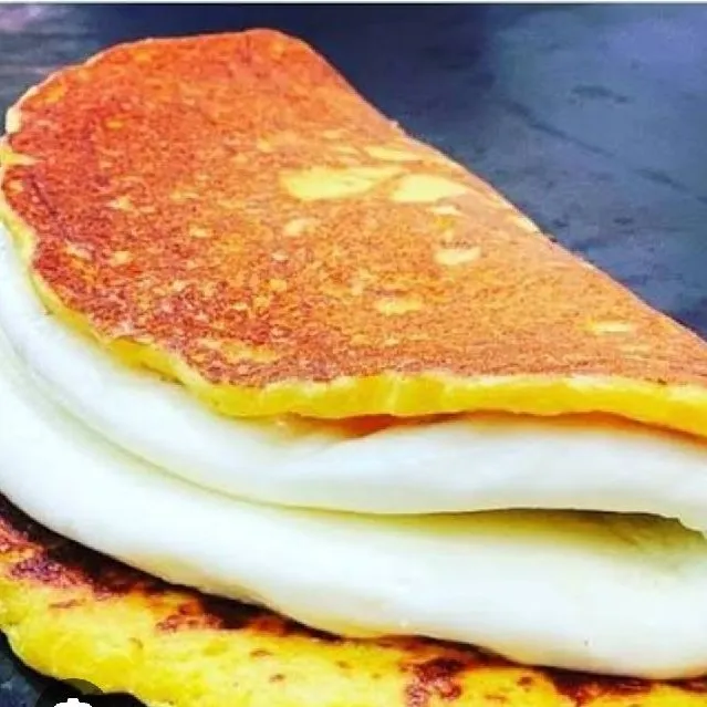 A) Cachapa  Queso completo