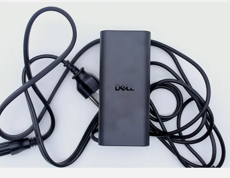 CARGADOR DE DELL TIPO C ORIGINAL EN CAJA  65w 5V A 3.0A 20V A 3.25A 