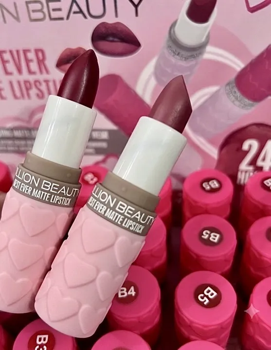 labial en barra semi Matte corazón ♥️