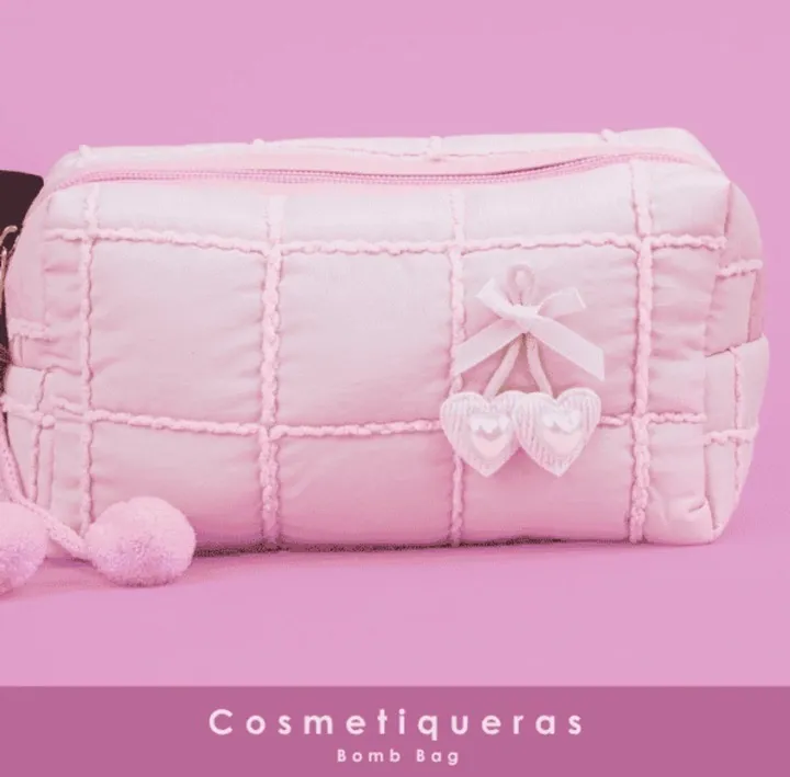 cosmetiquera bomb bag Bloomshellcosmetics