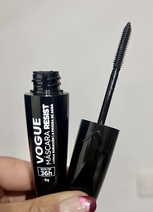 Pestañina Vogue Resist 36h