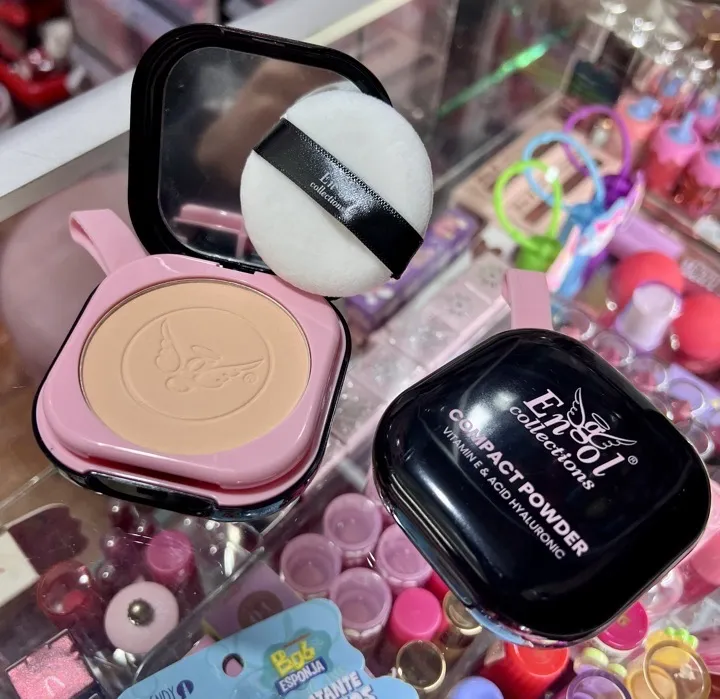 polvo compacto vitamina E y ácido hialuronico Engol