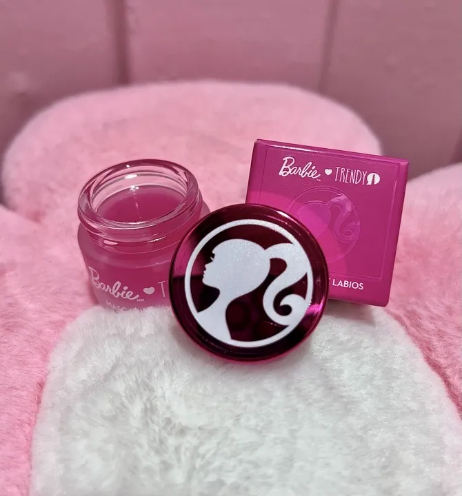 mascarilla para labios Barbie core
