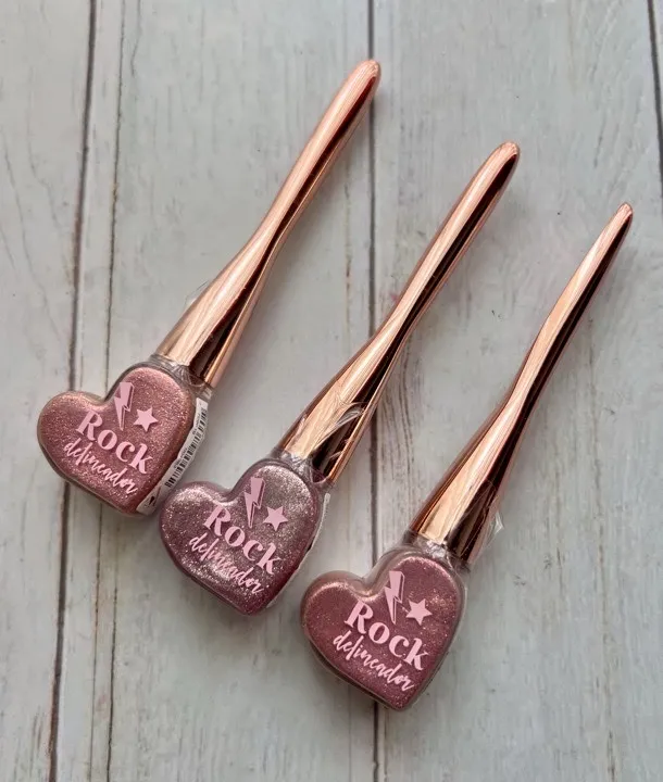 delineador glitter rock trendy