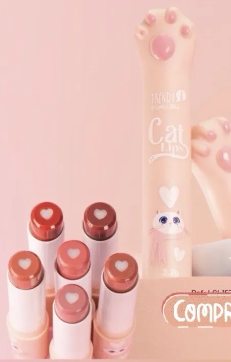 promo cat lips