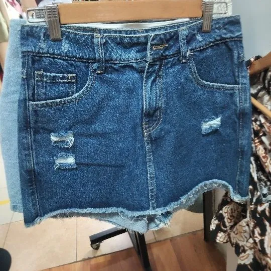 436 Falda short Blue Love rasgada