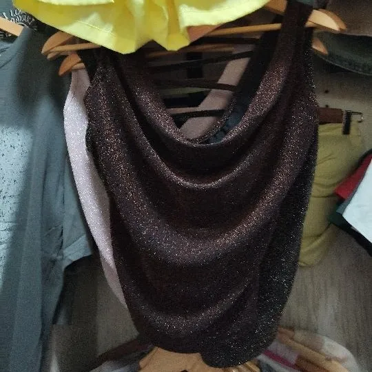 404 Blusa brillo cuello tortuga