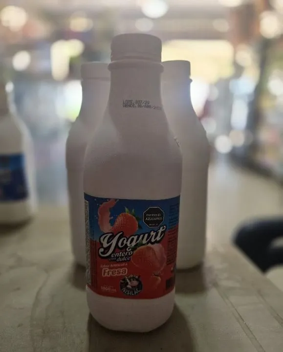 YOGURT ENTERO 1 LITRO FRESA