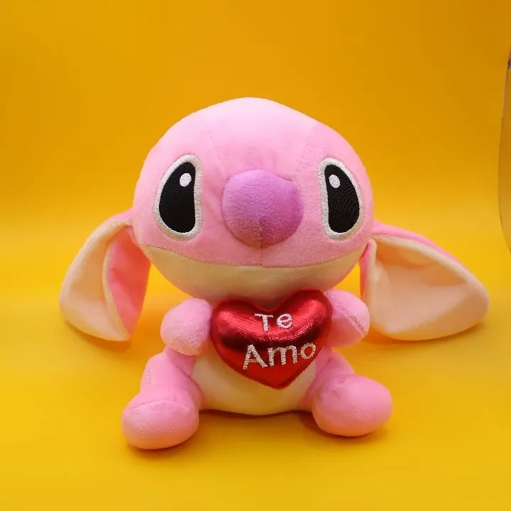 PELUCHE ANGELA CON CORAZÓN NACIONAL 19CM