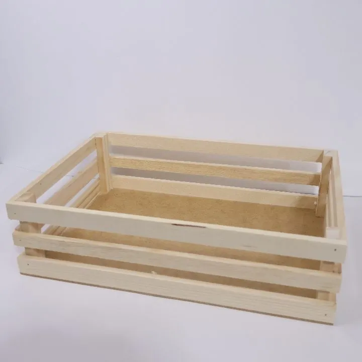 BANDEJA DE PINO GRANDE 35x24x9CM