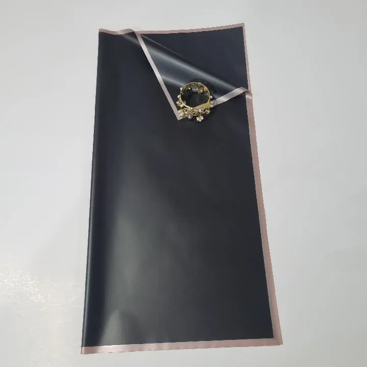 UNIDAD PAPEL COREANO NEGRO CON BORDE ORO ROSA TRASLÚCIDO