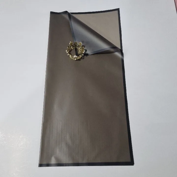 UNIDAD PAPEL COREANO NEGRO CON BORDE NEGRO TRASLÚCIDO