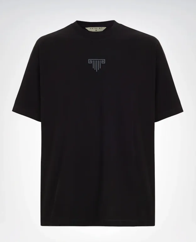 ARTDIST - Doric Black Regular Fit T-Shirt