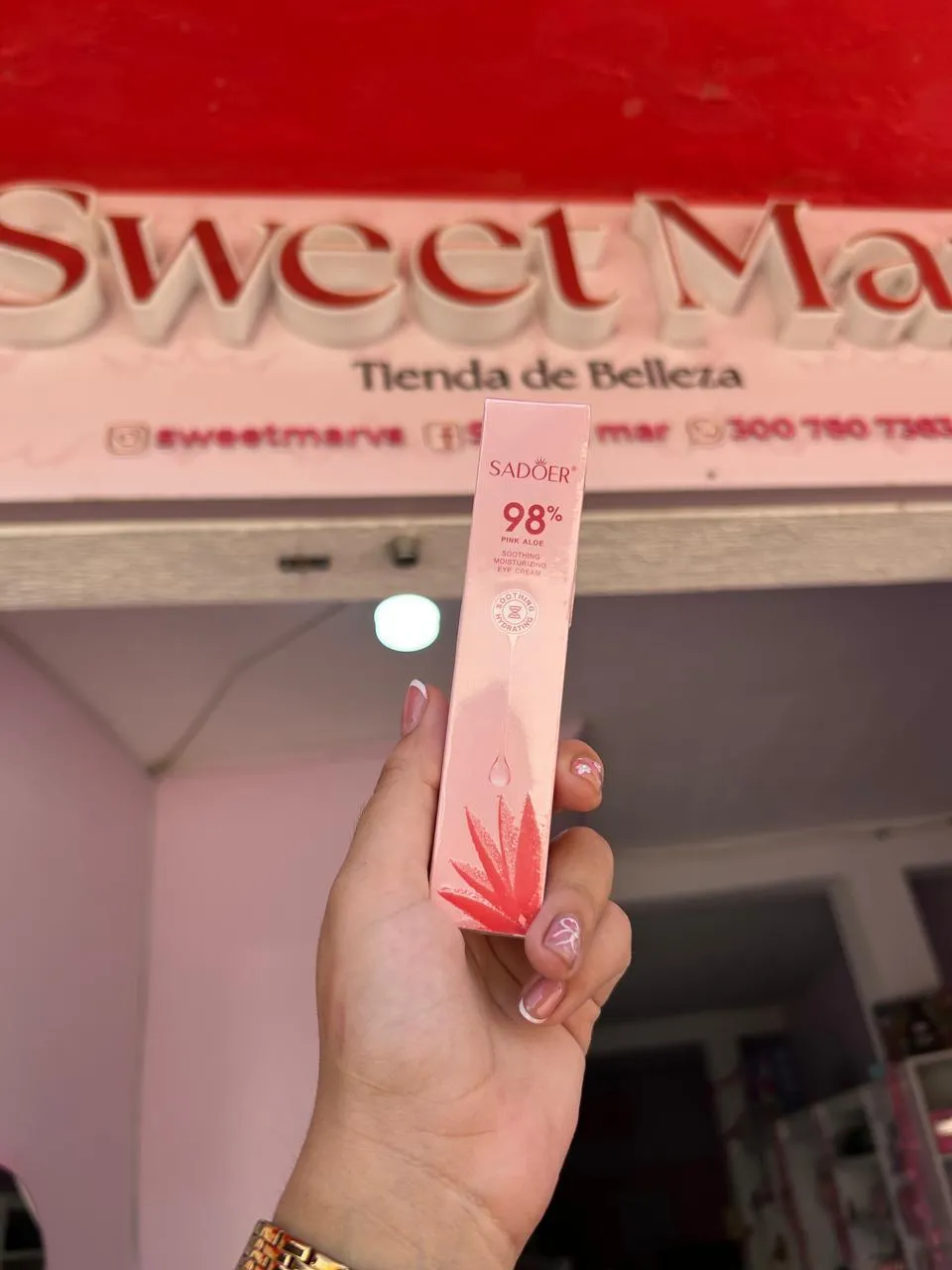 contorno de ojos aloe rosado sado