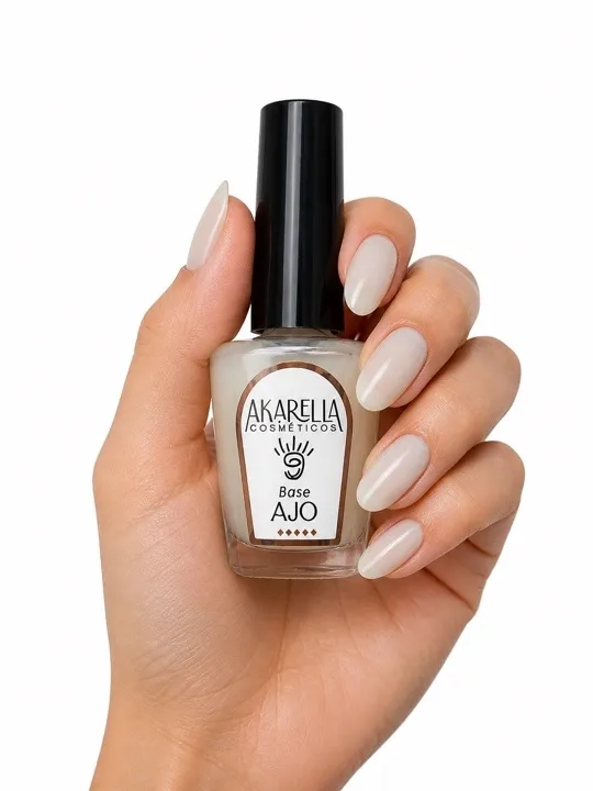 BASE DE AJO PARA FORTALECER LAS UÑAS X 12ML AKARELLA 