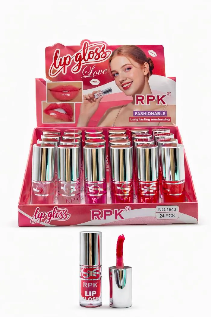 LIP GLOSS CON DESTELLOS Y APLICADO MAXI 1643