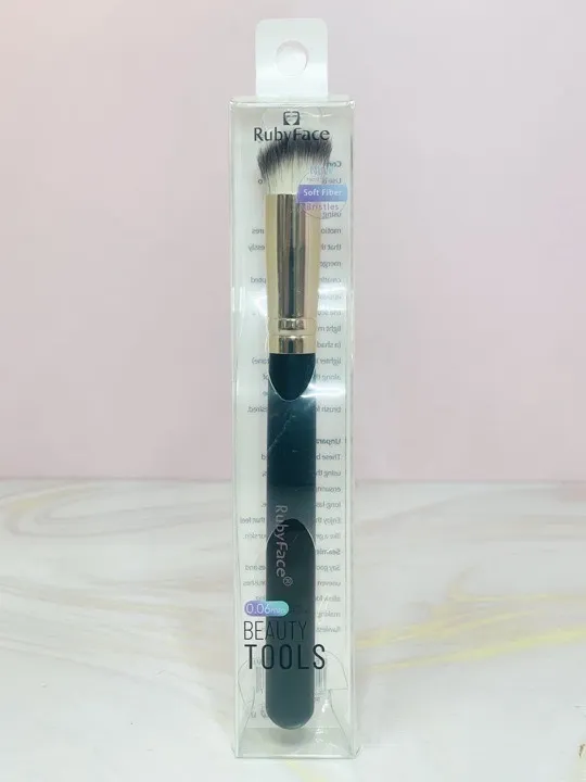 Brocha corrector Ruby Face