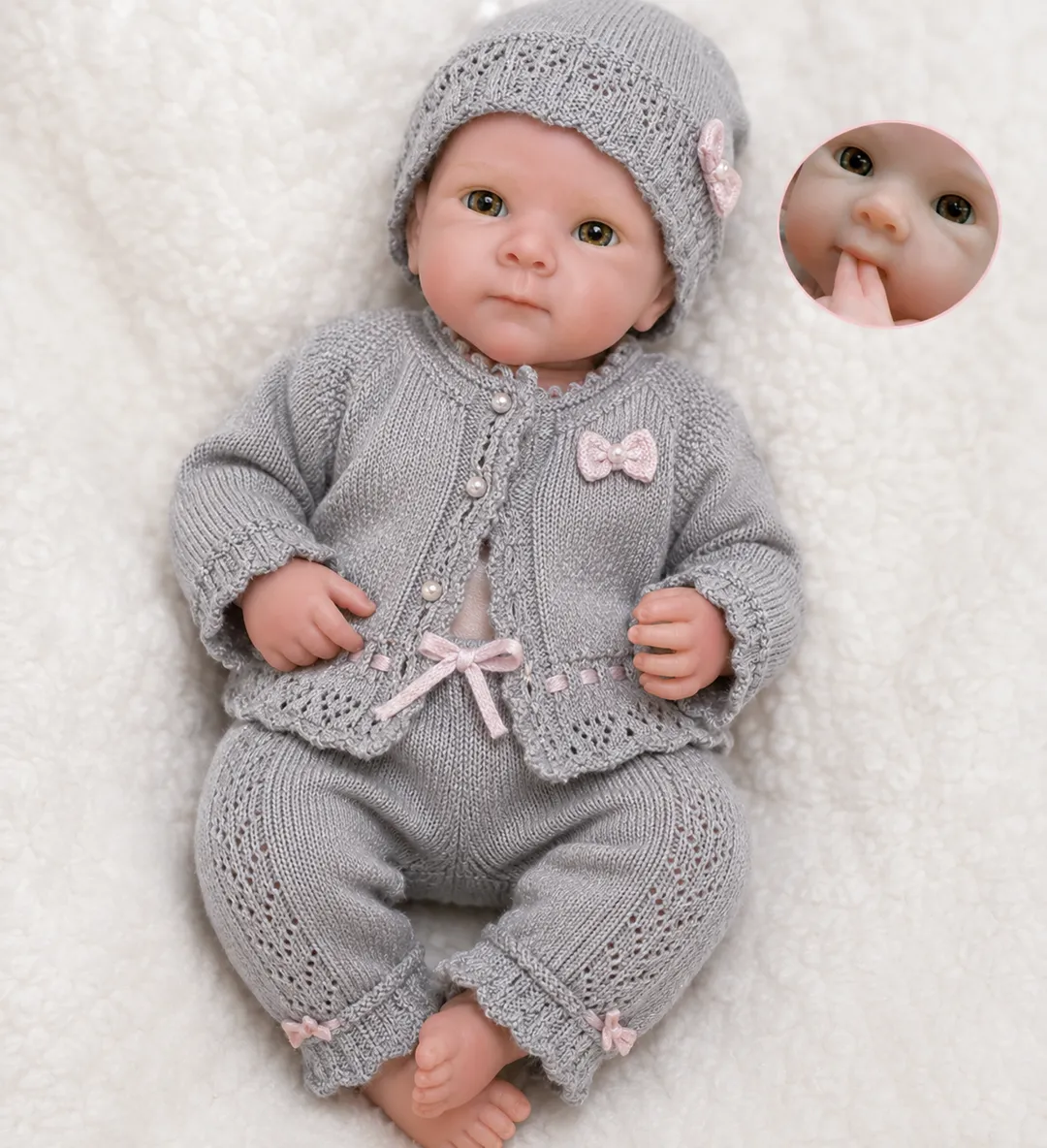Bebe Reborn Mia Gris