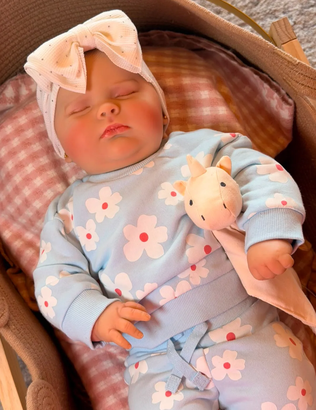 Bebe Reborn Anna Flores Azules Toddler