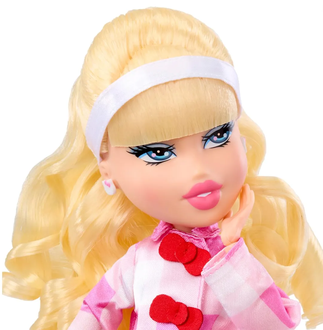 Bratz x Hello Kitty Cloe