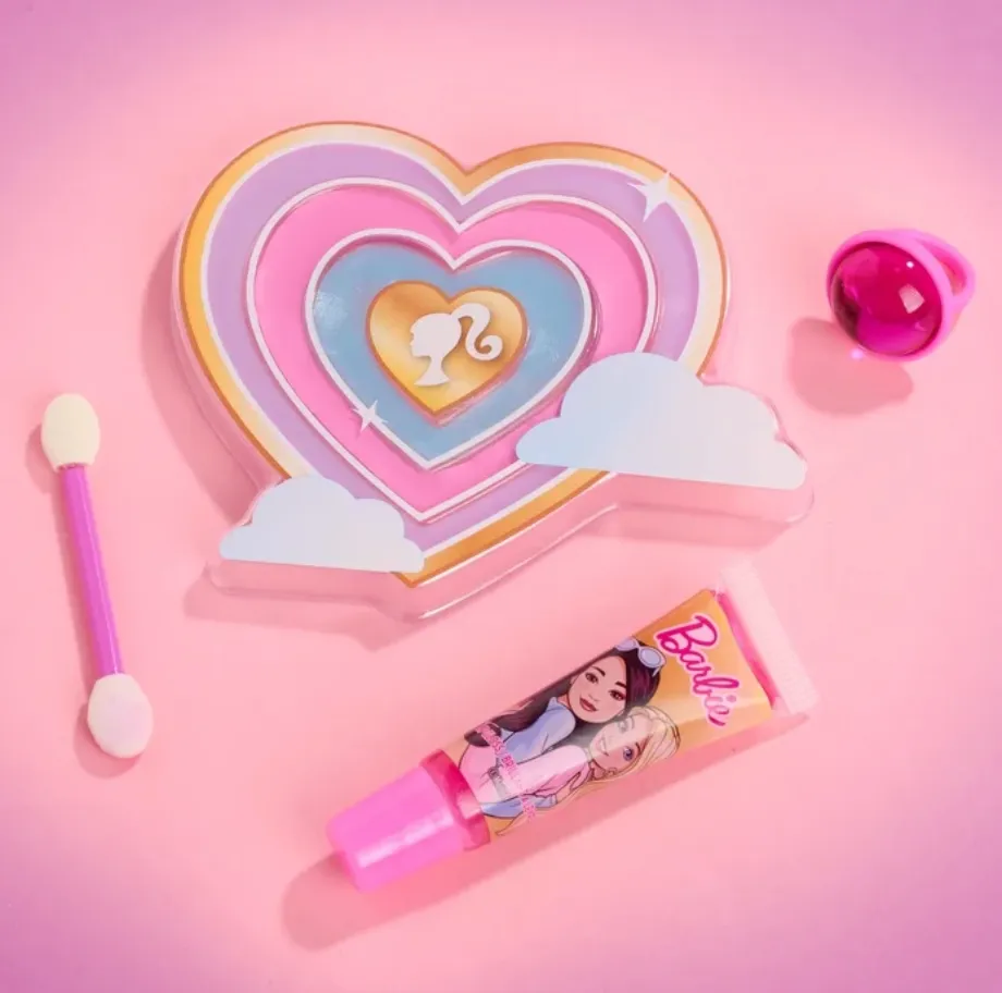 Maquillaje Barbie Corazon