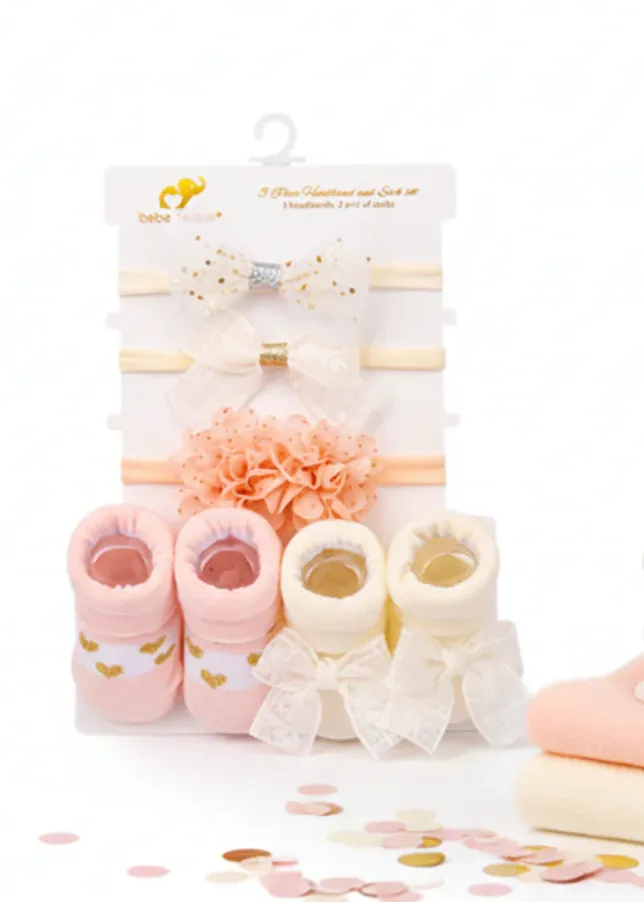 Set Balaca Y Medias Corazones