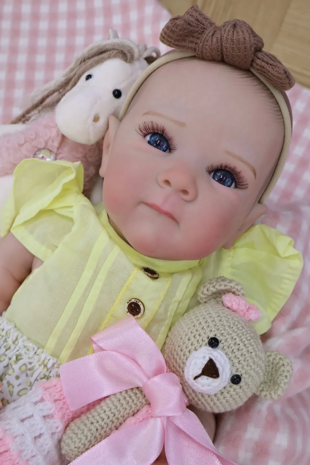 Bebe Reborn Mia Ropa Amarilla