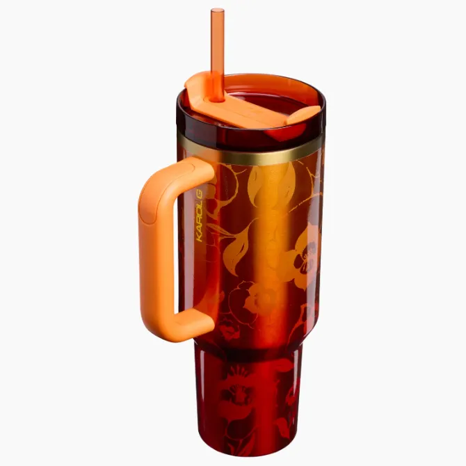 Duo Stanley Karol G Naranja