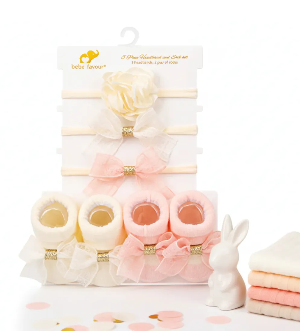 Set Balaca Y Medias Corazones