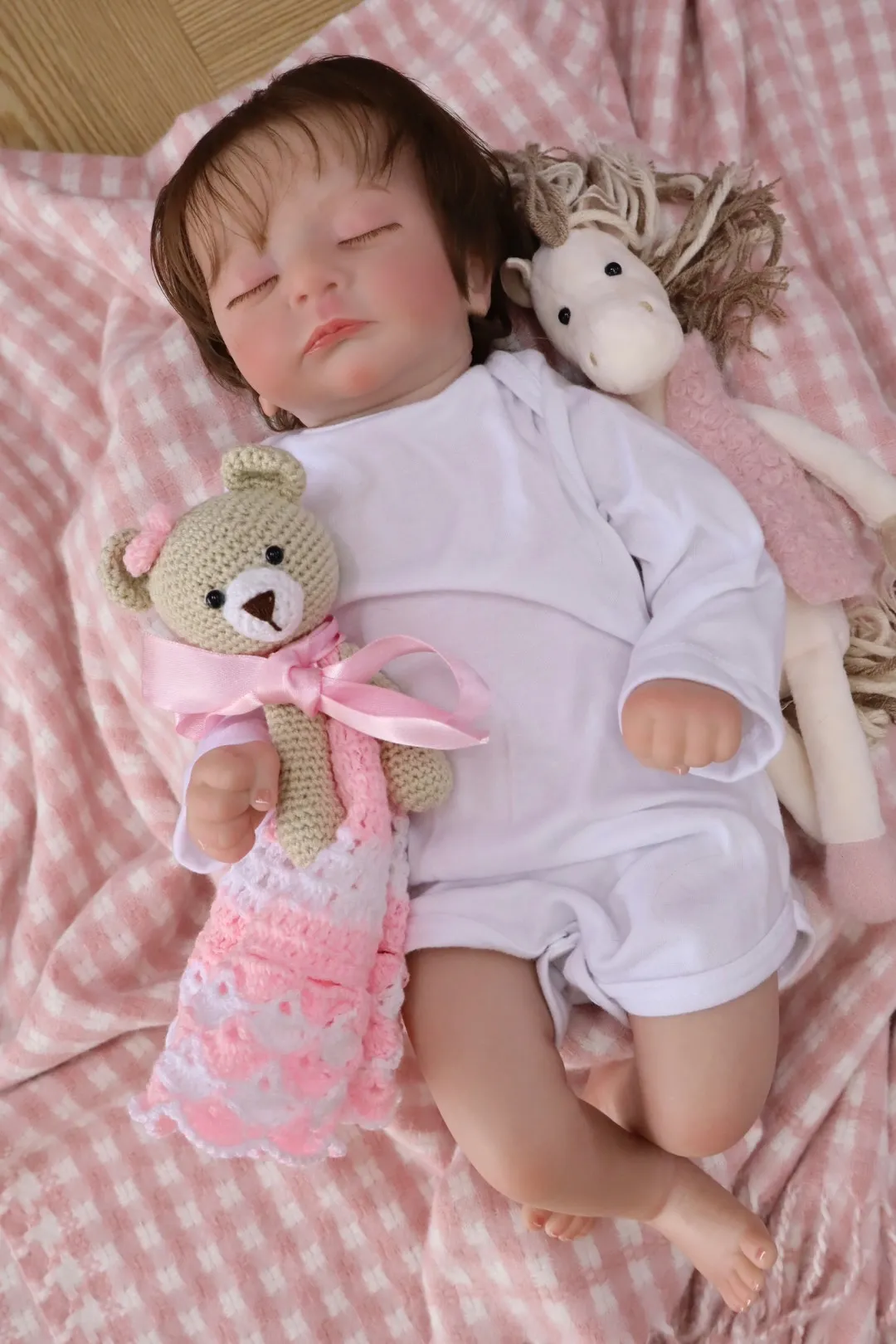 Bebe Reborn Pedro Ropa Blanca