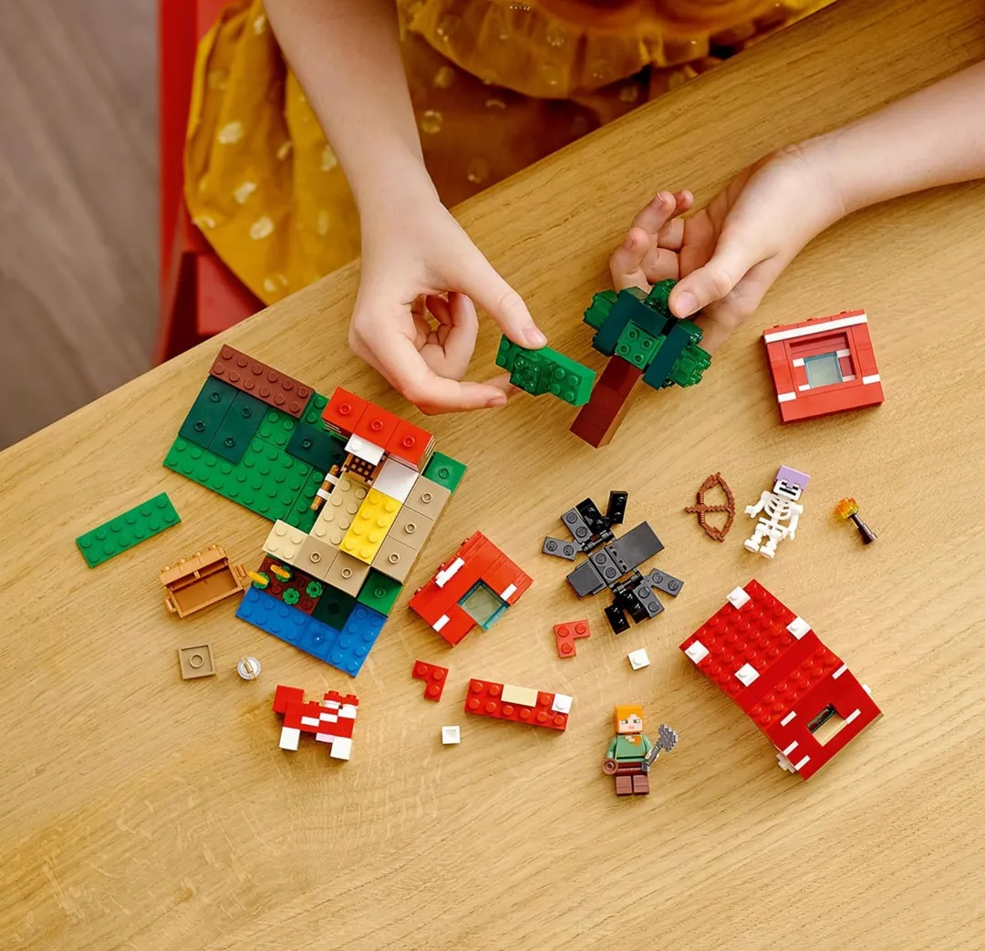 LEGO Minecraft - Juego de The Mushroom House