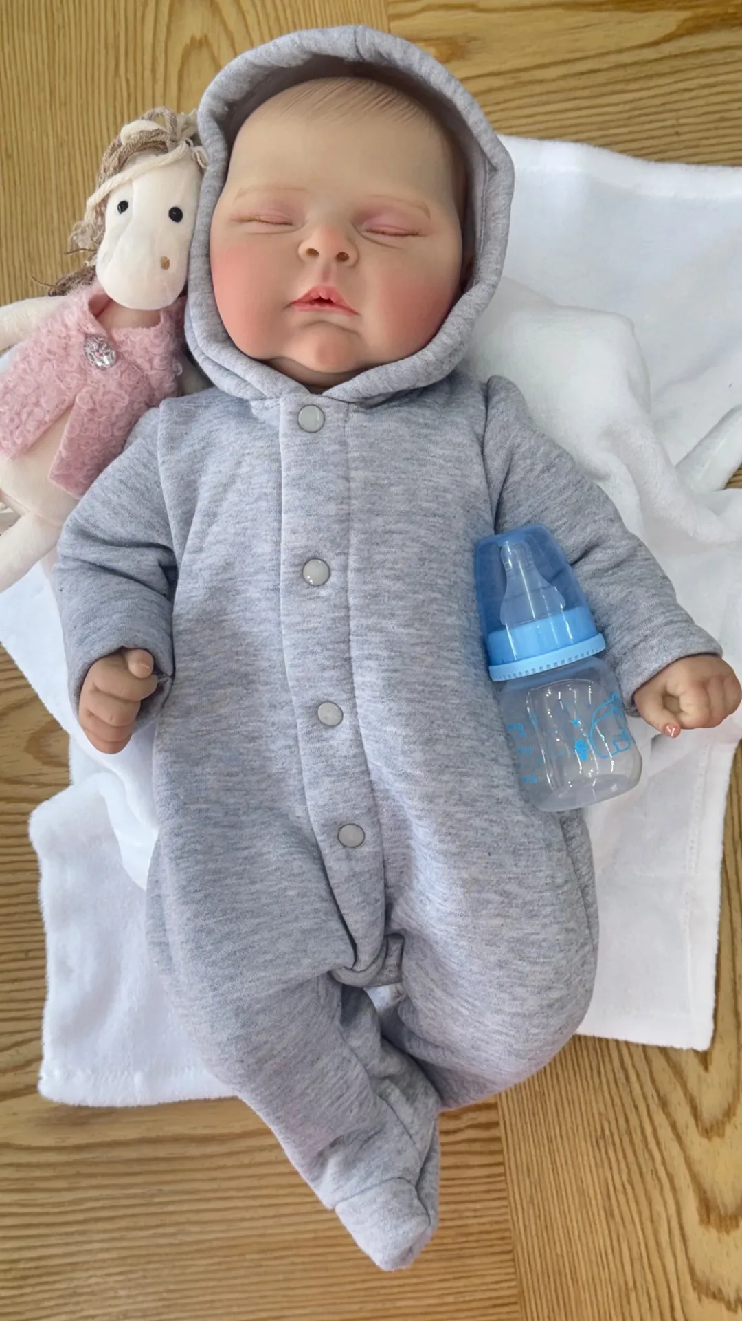 Bebe Reborn Daniel Gris Niño