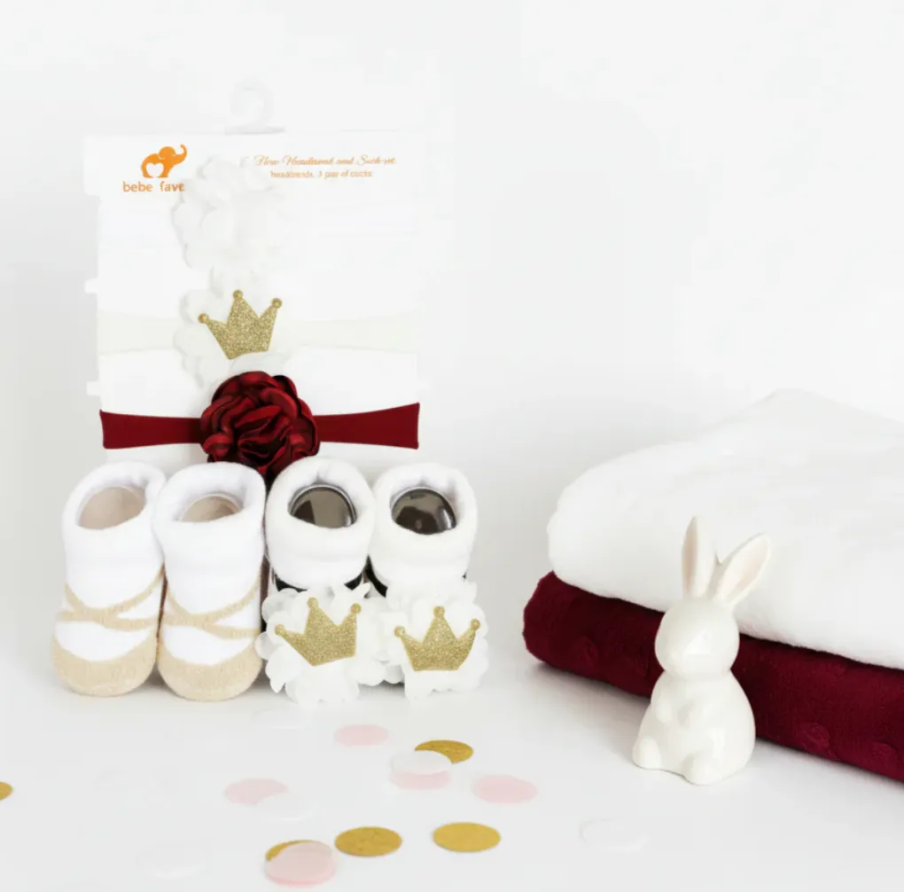 Set Balaca Y Medias Corazones