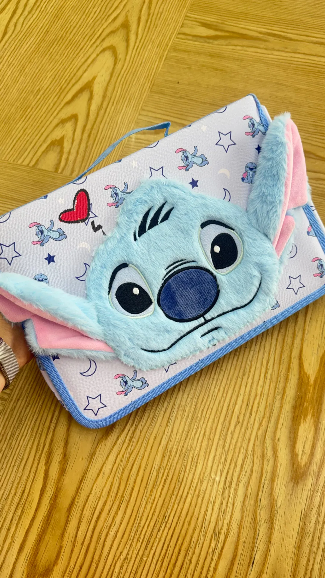 Cartuchera Con Accesorios Stitch Azul