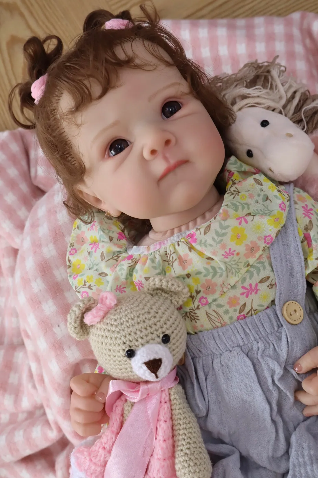 Bebe Reborn Mia Overol Flores