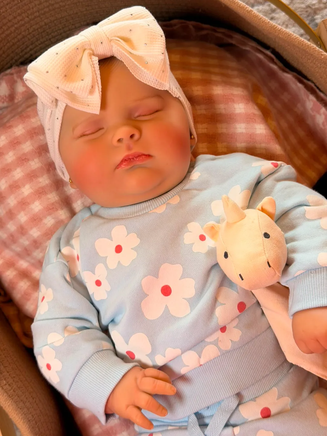 Bebe Reborn Anna Flores Azules Toddler