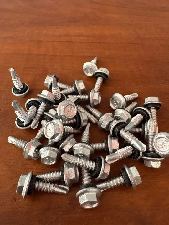 TORNILLO CORREA