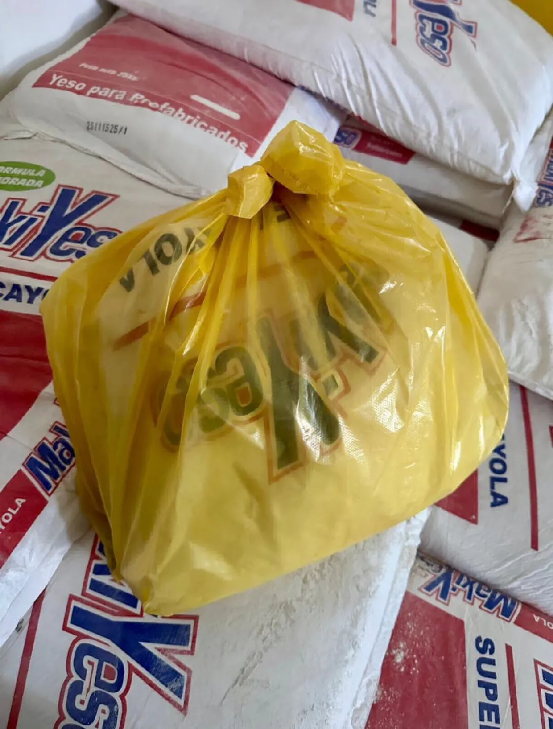 Medio bulto maxi yeso 12.5kg