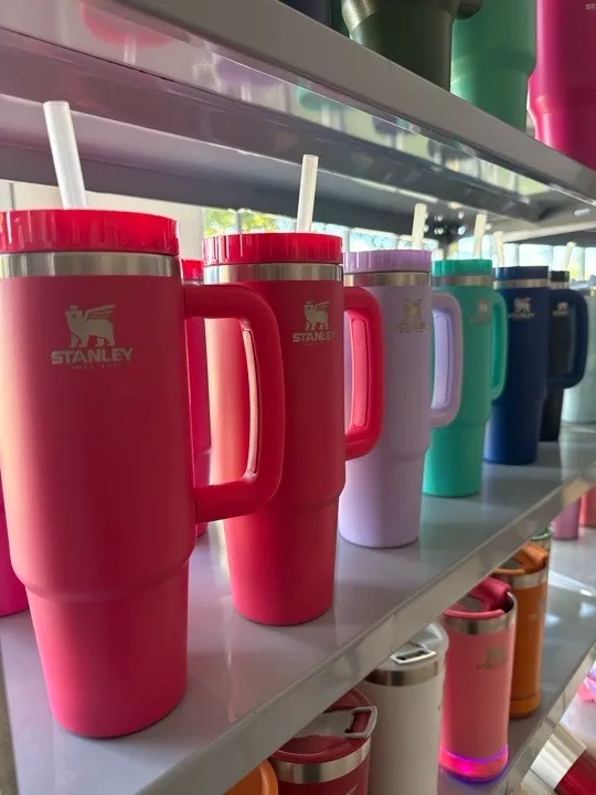 VASO QUENCHER 900ml CON BOMBILLA DE PLASTICO