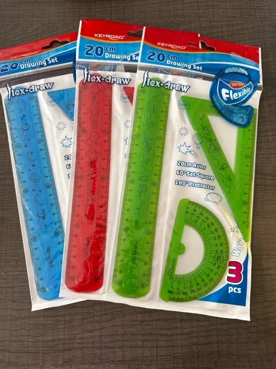 SET GEOMÉTRICO x3 piezas FLEXIBLES REGLA TRANSPORTADOR Y ESCUADRA