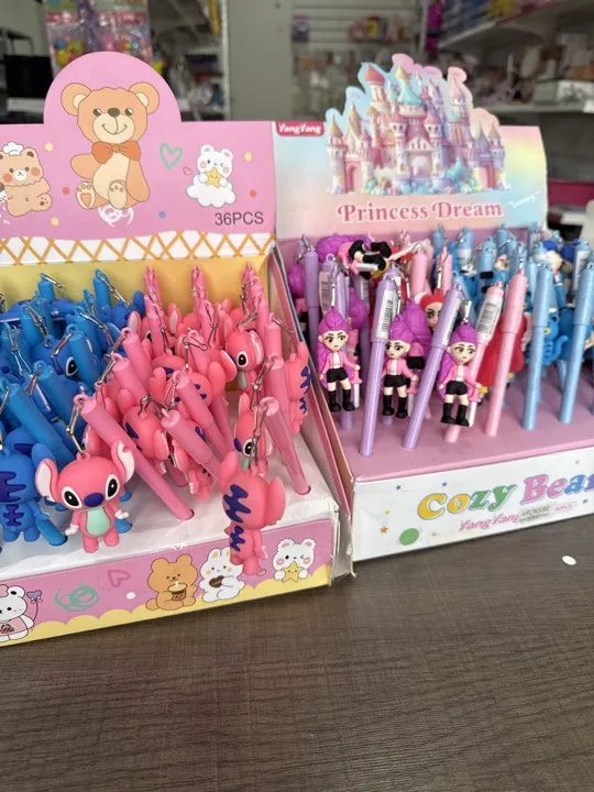 LAPICERAS CON DISEÑOS STICH Y GUERRERAS K POP