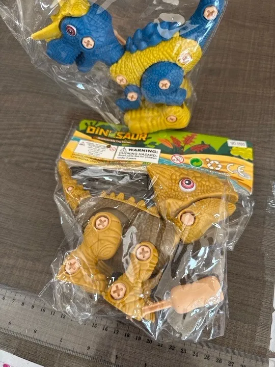 DINOSAURIO X1 PARA DESARMAR CON TORNILLOS