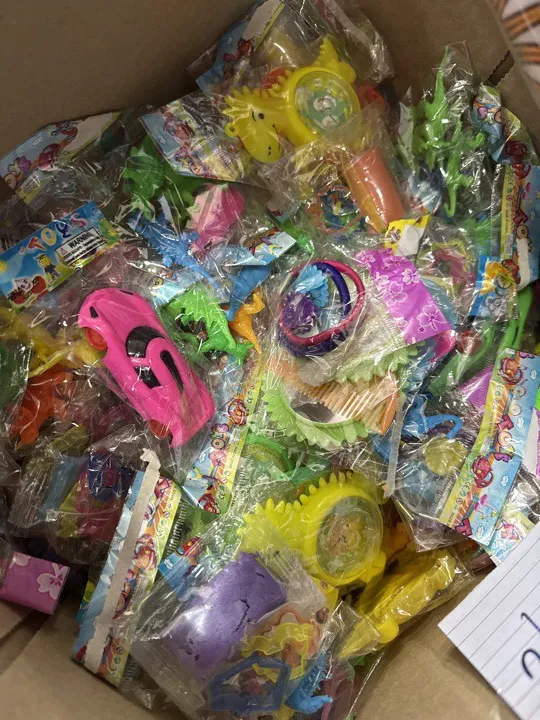 JUGUETES MINI VARIOS PIÑATA