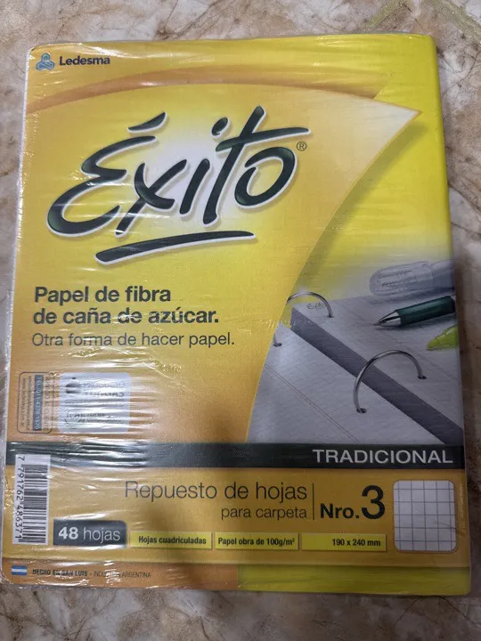 REPUESTO MARGEN REFORZADO HOJAS ÉXITO X48 hojas cuadriculadas REPUESTO ESCOLAR