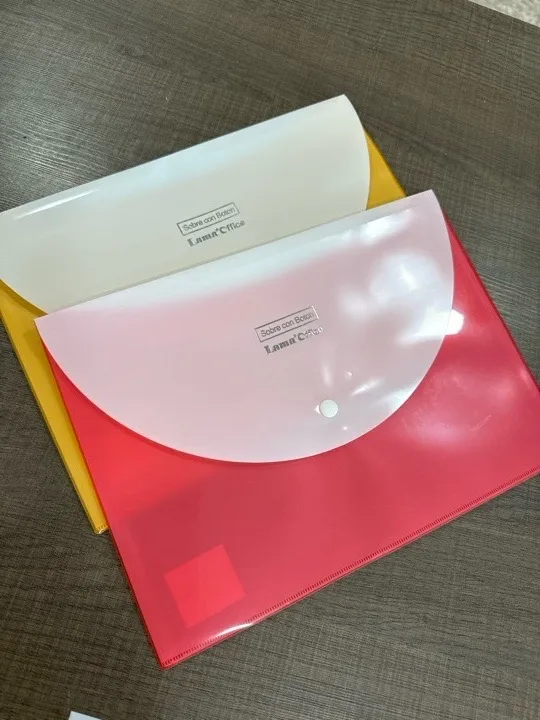 SOBRES CON BOTÓN mini LAMA CARPETA