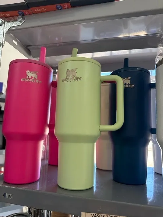 VASOS 1200ML CON PICO ANTI DERRAME