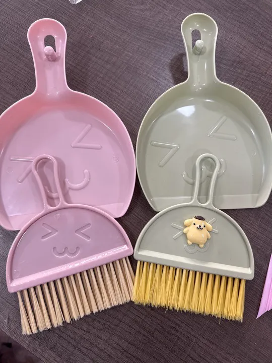Set escobita + recogedor diseño Sanrio escoba pala