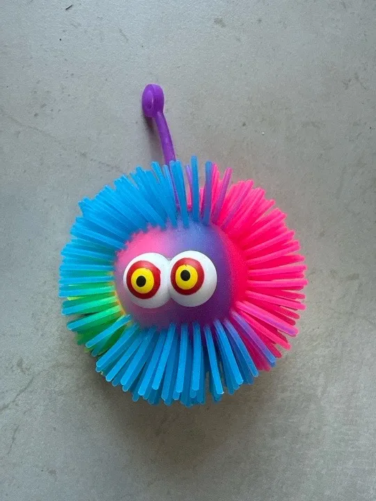 LUMINOSOS PELOTITA