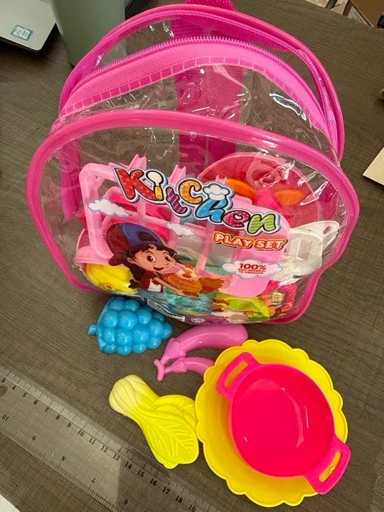 MOCHILA CON ACCESORIOS DE COCINA