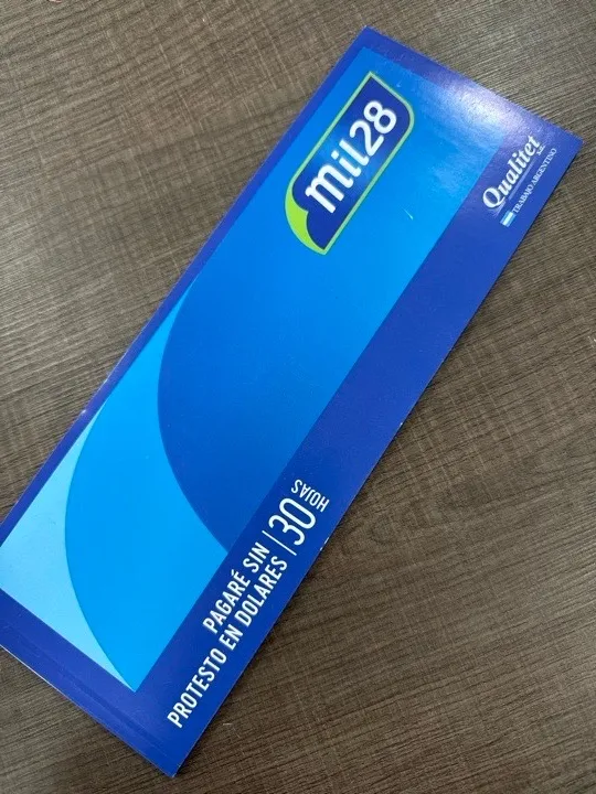 PAGARÉ EN DÓLARES MIL28 30 hojas